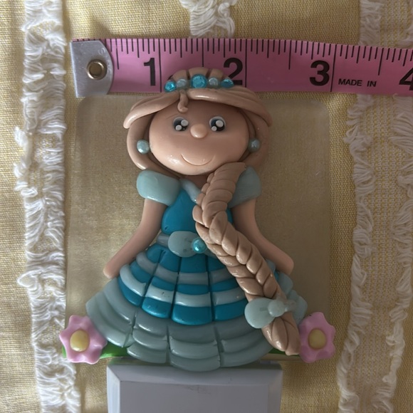 Princess Night Light 👑 - Picture 8 of 8